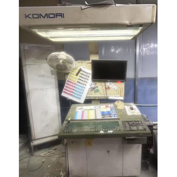 Used Komori L428 Offset Printing Machine with 200v Power 30000 kg Weight and 4500X1700X1600 mm Dimensions
