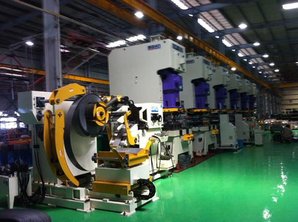 Automatic Feeding Metal Leveler Machine Precision Thin Material Processing