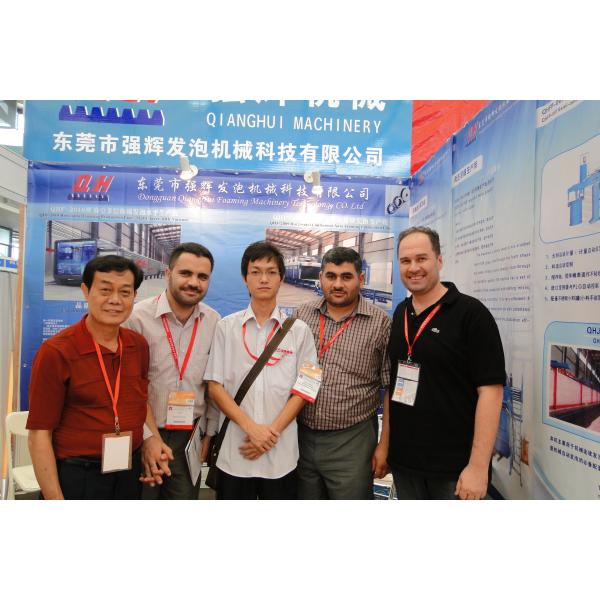 Fully Automatic Foam Cutting Equipment / Polyurethane Foam Cutter Machine