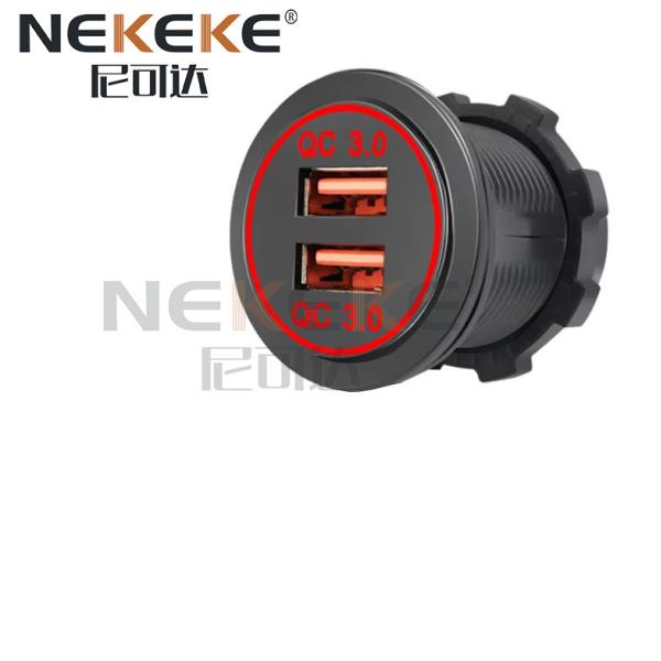 Waterproof 12V 24V QC3.0 Power Socket , Dual Port USB Socket For Car Charger