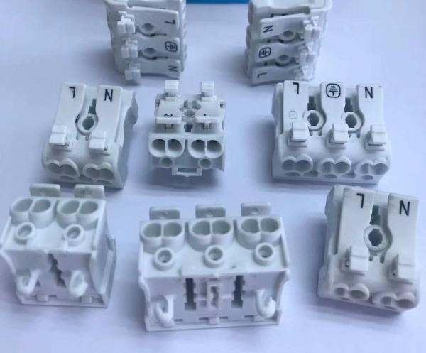 Push-on Terminal Block Spring Connector Quick Wire Connector LED Strip Lighting
