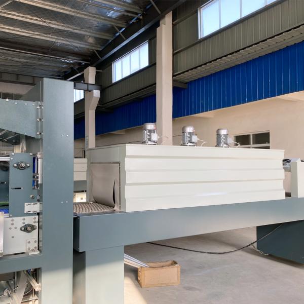 Plastic Film Heat Shrinking Wrapping Packaging Machine With Shrink Tunnel