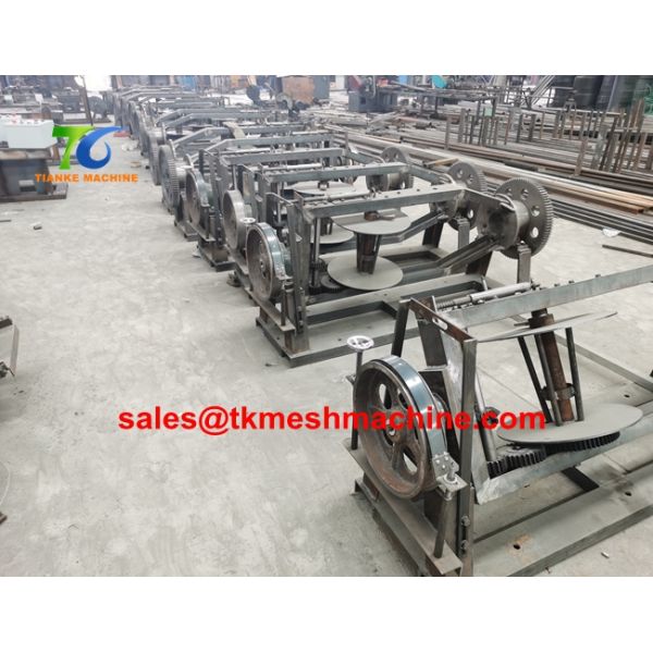3 Phase Barbed Wire Making Machine Boundary Protection Fence Mesh