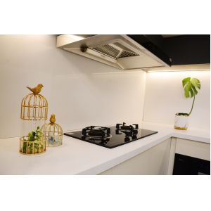 Super White Kitchen Tops 12mm 30mm Artificial Quartz Stone