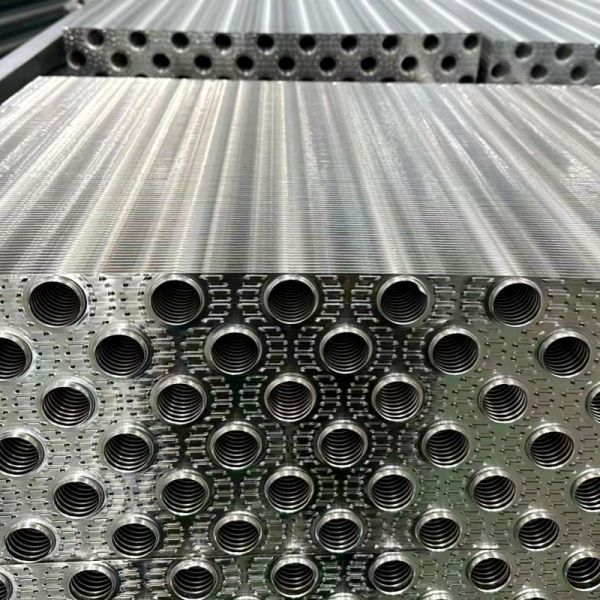 Aluminum Micro Channel Condenser Fin Material 6815 Fin Width 42.5 mm