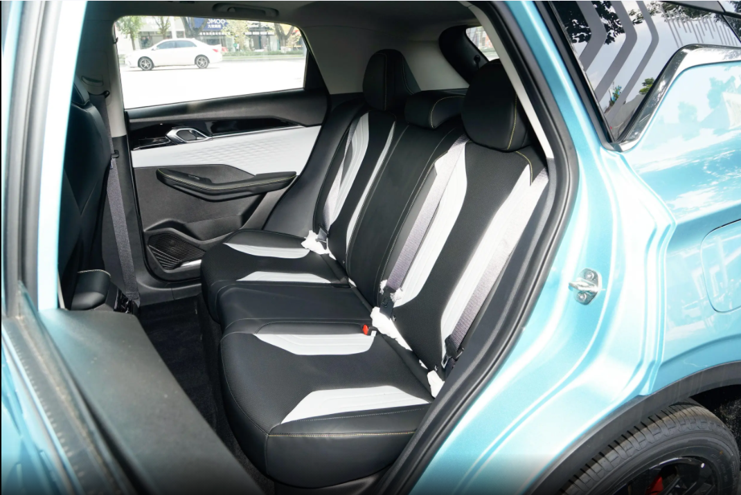 2023 Geely Binyue Gas Powered Cars Maximum Speed 220km/h Maximum Torque 200-300Nm