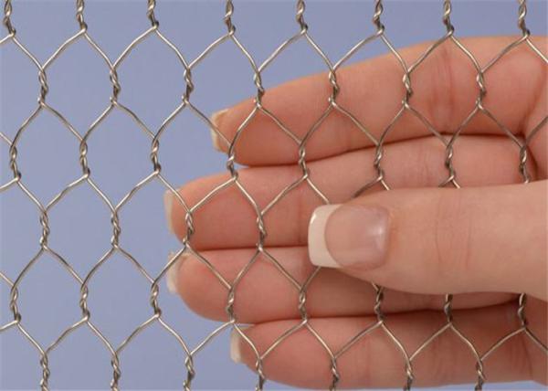 Cheap Poultry Netting Chicken Wire Mesh , Plain Weave Galvanized Hexagonal Wire Mesh for sale