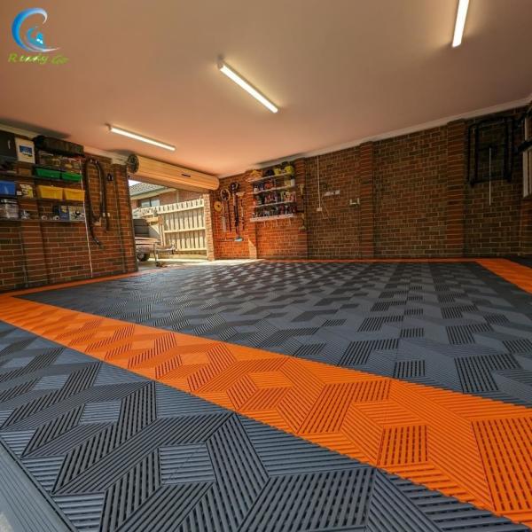 Garage Floor Tile Suitable For Garages 400 * 400 * 18mm Easy To Install