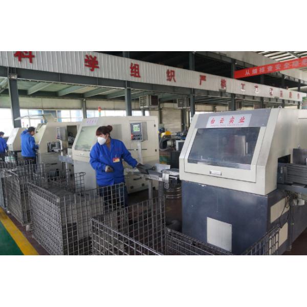 Black Ceramic Brake Pads Low Disc Damage No Noise Emark Certificated