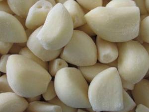 China Snow White IQF Frozen Vegetables / Quick Freezing Fresh Garlic Cloves on sale