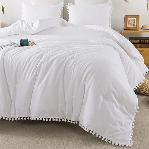 130 * 70 Fabric Density White Pom Pom Fringe Duvet Cover and Pillowcase Set 3 Pieces