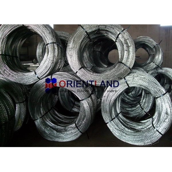 Razor Bto-22 960mm Diameter Galvanized Barbed Wire / Constantino Razor Wire