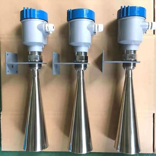 Industrial Grade Customized Water Tank Radar Liquid Level Gauge for 10000p/m Capacity