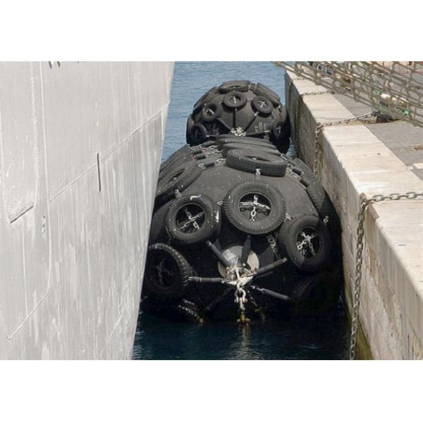 ISO Inflatable Pneumatic Rubber Fender 50kpa Floating Dock Fenders