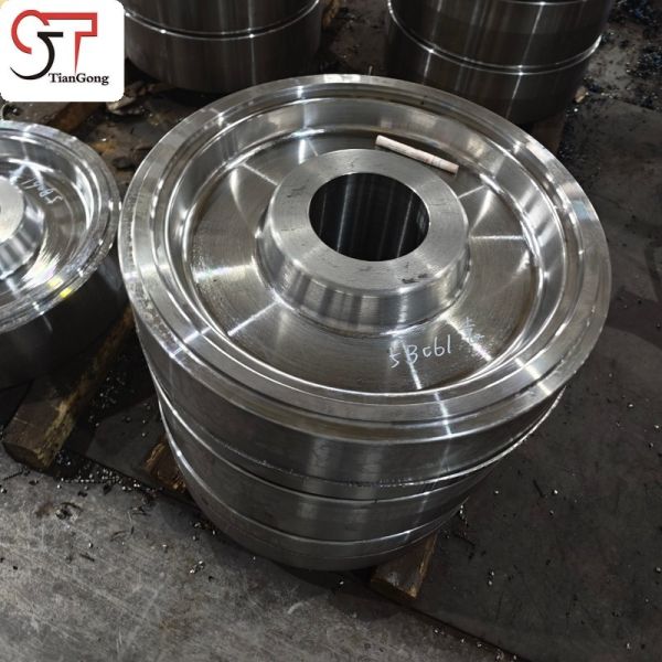 Rough Forged Carbon Steel 35# 45# 42CrMo,42CrMo4 Forging Wheel Blank OEM