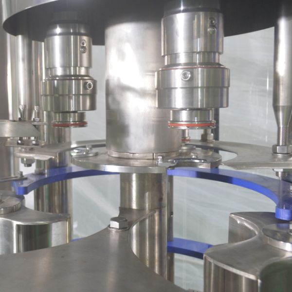 Full Automatic Capper Labeler Sunflower Oil Filling Machine with After-Sales Service