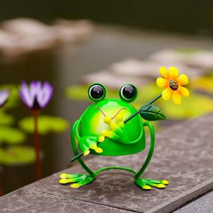 China OEM / ODM Metal Garden Frog Ornaments Animals Rustproof Artistic on sale