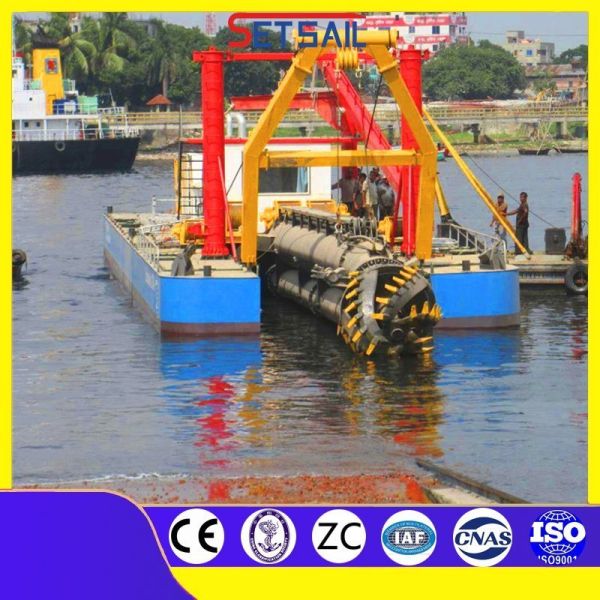 Customized Cummins Diesel Engine 28inch Cutter Suction Dredger for Lake