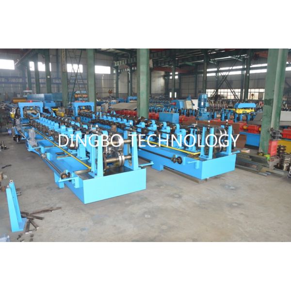 Hydraulic Pre-punching Adjustable Size Steel CZ Purlin Roll Forming Machine With 5 Tons Decoiler
