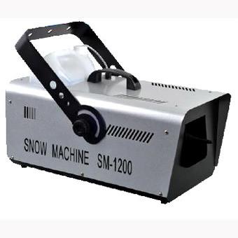 Cheap 5L Capacity Stage Snow Machine Easy Control With High - Speed And Silent Fan for sale