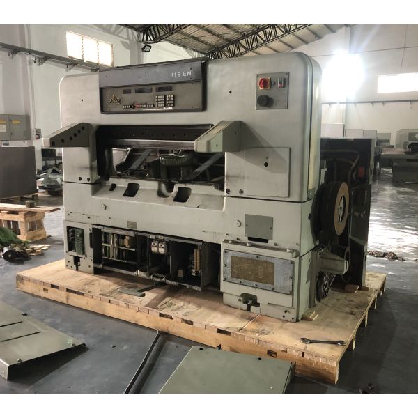 4000 KG Electric Controlled Unloading System Guillotine Paper Cutters for Performance