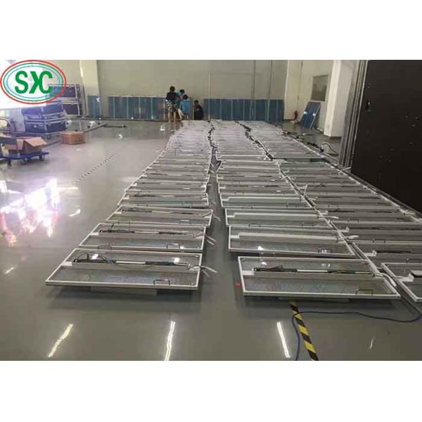 Iron Cabinet Indoor Full Color Advertising LED Grid Screen With 3 Years Warranty