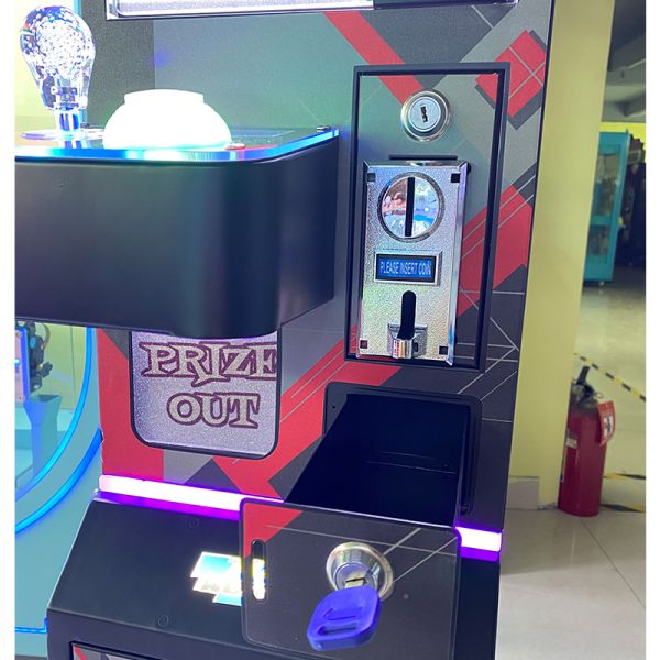 Playfun Coin Operated Toys Candy World Mini Claw Game Machine with Cash Bill Acceptor accept Customize