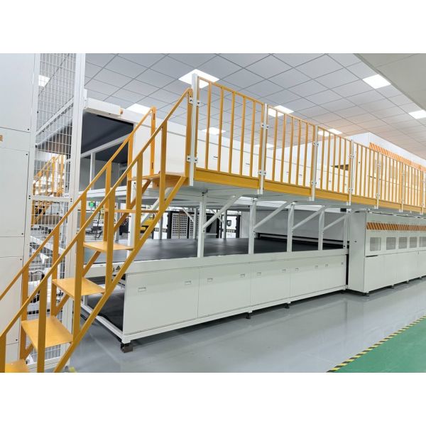 Industrial Improve Production Efficiency Fully Automatic Thermal Film Sheet Hot Press Dry Solar Module Production Line Laminating Machine Efficient Equipment