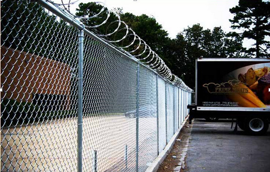 Alibaba china cheap galvanized chain link fence for sale ( diamond wire mesh)